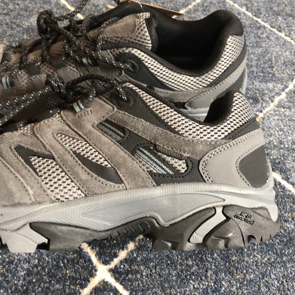 Hi-Tec Men’s Low Hiker - Picture 2 of 8